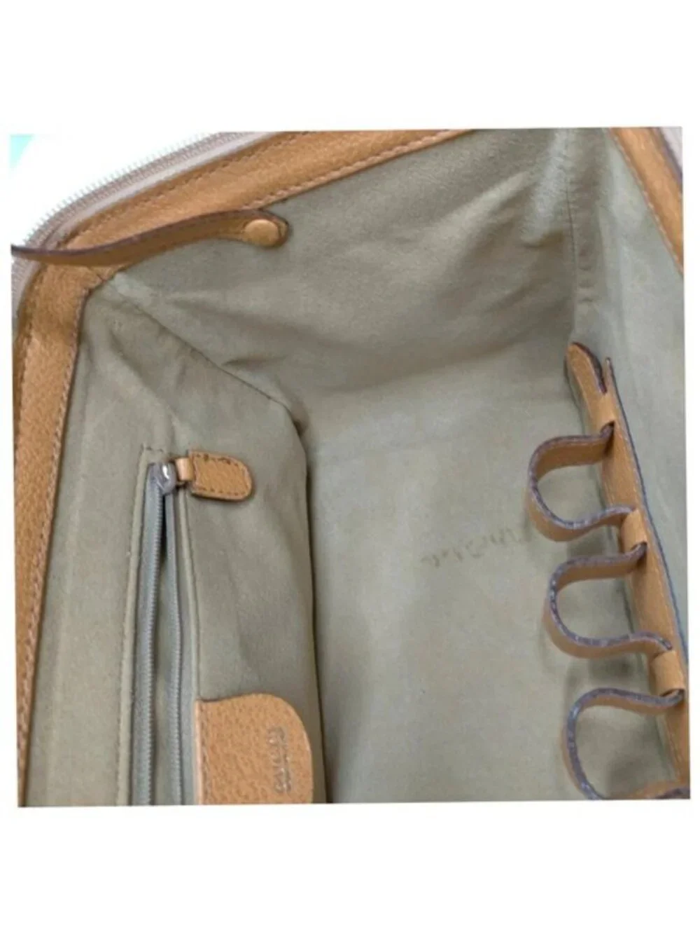 Authentic Vintage Gucci Bamboo Handle Gold Leather Vanity Case Shoulder Bag